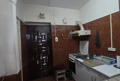 Garsonieră semidecomandată în Far