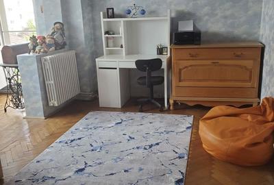 Casă cu 6 camere cu Teren 420 Mp în Pucioasa