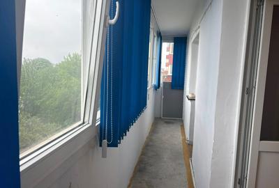Apartament cu 2 camere decomandat în Triaj