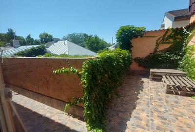Casă cu 5 camere cu Canalizare în Tineretului - 35