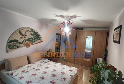 Apartament cu 3 camere decomandat, mobilat în Rahova