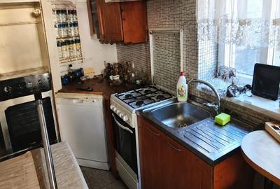 Casă cu 3 camere în Central