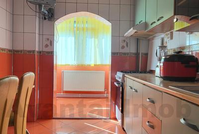 Apartament cu 3 camere decomandat în Crângași - 12