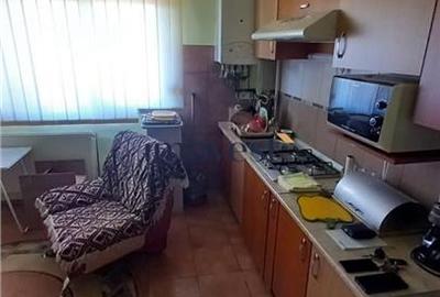Apartament cu 2 camere decomandat în 14 Mai - 3