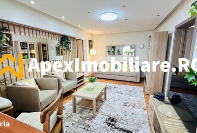 Apartament cu 4 camere decomandat în Moșilor