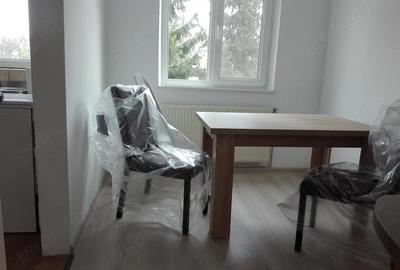 Apartament cu 2 camere semidecomandat în Florilor