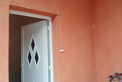 Casă cu Teren 320 Mp în Trivale - 9
