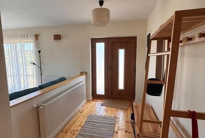 Casă cu 3 camere cu Teren 1200 Mp în Dumbrăvița