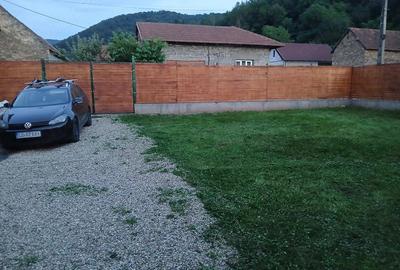 Casă cu Teren 400 Mp în Gârliște