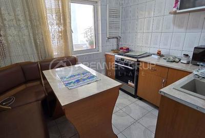Apartament cu 3 camere decomandat în Nicolina - 3
