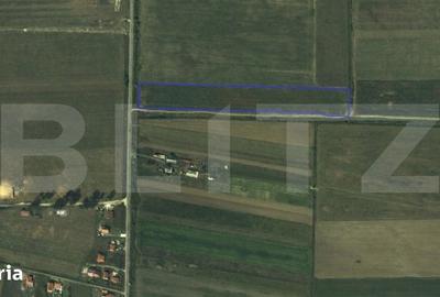 Teren de 21600 mp, în Central