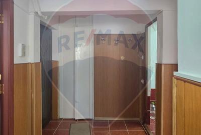 Apartament cu 2 camere decomandat în Sud - 1
