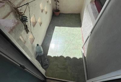 Apartament cu 2 camere decomandat, mobilat în Km 4 - 4