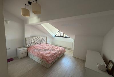 Apartament cu 2 camere decomandat, mobilat în Central
