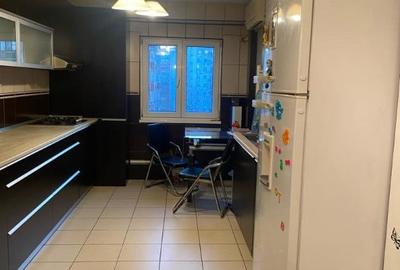 Apartament cu 3 camere decomandat în Tineretului - 2