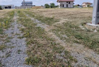 Teren intravilan de 1000 mp, în Cihei - 1