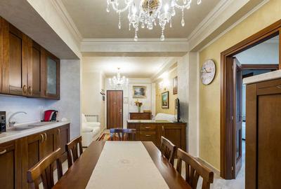 Apartament cu 3 camere decomandat în Central - 2