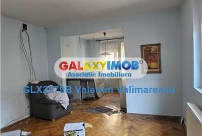 Casă cu 6 camere cu Teren 186 Mp în Vatra Luminoasă