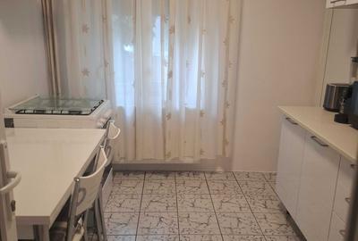 Apartament cu 2 camere decomandat în Lacul Tei - 6