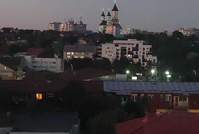 Apartament cu 2 camere decomandat în George Enescu - 2
