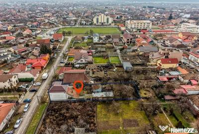 Casă cu 4 camere cu Canalizare în Bujac