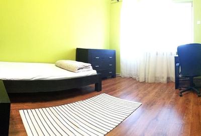 Apartament cu 3 camere, mobilat în Podu Roș - 1