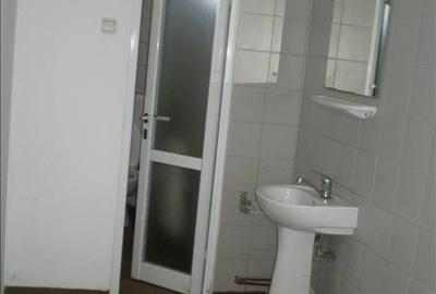 Spațiu industrial, de 1,000 mp, în Exterior Sud - 2