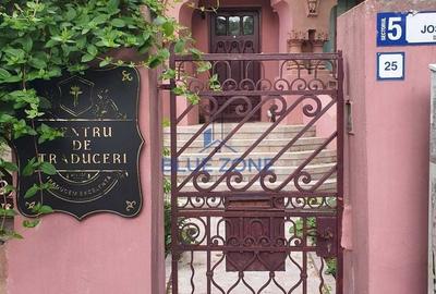 Casă individuală cu 2 camere semidecomandat cu Canalizare în Cotroceni