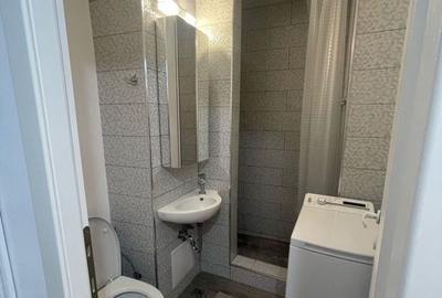 Garsonieră decomandată în Micro 3