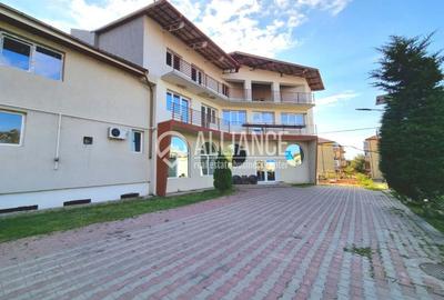 Spațiu comercial, de 220 mp, în Valu lui Traian - 1