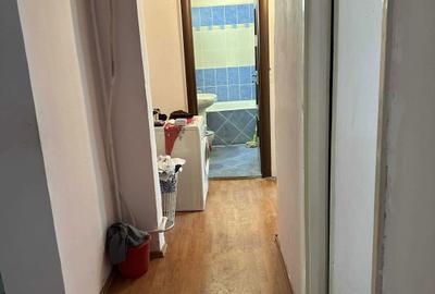Apartament cu 4 camere decomandat în Popoveni - 3