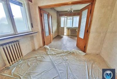 Apartament cu 4 camere semidecomandat în Sud - 5