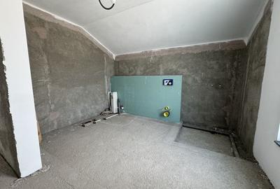 Casă cu 4 camere cu Teren 720 Mp în Central