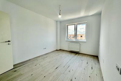 Apartament cu 2 camere decomandat în Tractorul - 2