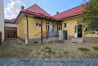 Casă individuală cu 3 camere cu Canalizare în Semicentral