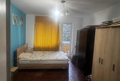 Apartament cu 2 camere semidecomandat în Exterior Sud