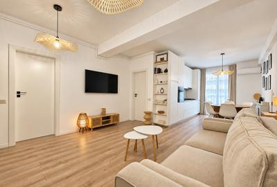 Apartament cu 2 camere semidecomandat, mobilat în Mamaia-Sat