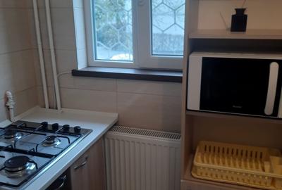 Garsonieră decomandată în Zorilor