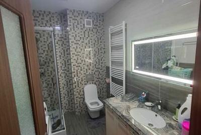 Apartament cu 3 camere în Central - 2
