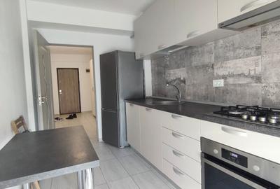 Apartament cu 2 camere decomandat, mobilat în Nicolina