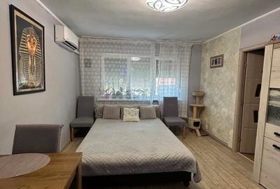 Apartament cu 2 camere nedecomandat în Central