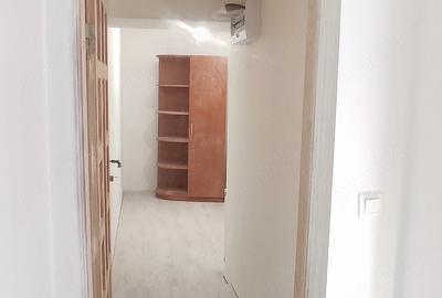 Casă cu 3 camere cu Teren 40 Mp în Tei - 1