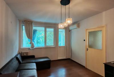Apartament cu 2 camere semidecomandat, mobilat în Chibrit
