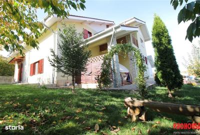 Casă cu 4 camere în Măgura