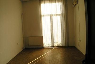 Spațiu comercial, de 400 mp, în Kogălniceanu - 7