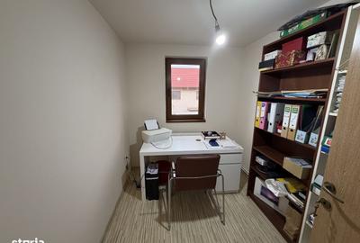 Casă cu 4 camere cu Teren 501 Mp în Domnești
