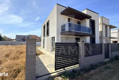 Casă cu 4 camere decomandat cu Teren 328 Mp în Șimnicu de Sus