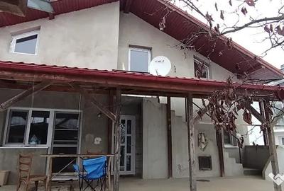 Casă cu 4 camere cu Teren 5000 Mp în Suseni - 6