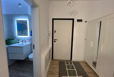 Apartament cu 3 camere semidecomandat, mobilat în Theodor Pallady
