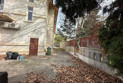 Casă individuală cu 20 camere cu Canalizare în Unirii - 12